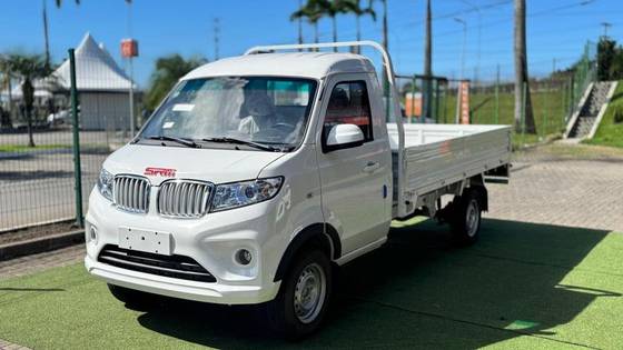 SHINERAY TLUX 1.6 GASOLINA MANUAL SHINERAY TLUX 1.6 GASOLINA MANUAL